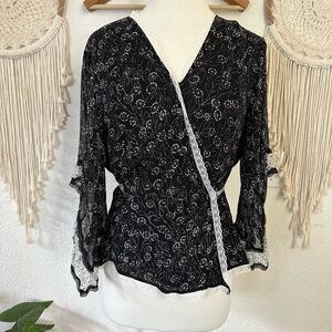 Spenser Jeremy black and white floral silk wrap blouse XL